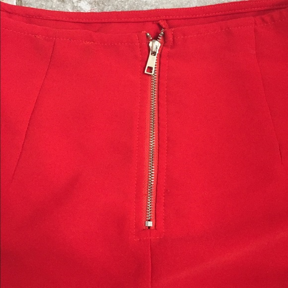 Red Skort with Silver Buckle - Picture 4 of 6